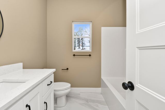 648 Panorama Drive, Cape Fair, MO 65624