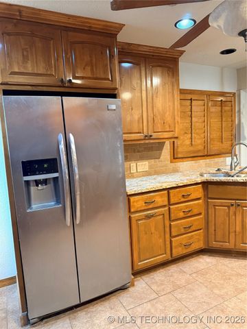 10008 S 433rd West Avenue W, Drumright, OK 74030