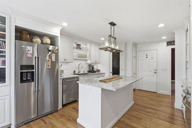 2195 E Richmond Street, Springfield, MO 65804