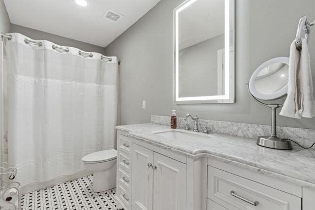 2195 E Richmond Street, Springfield, MO 65804