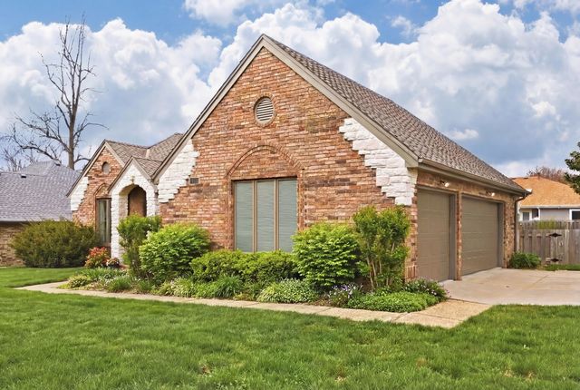 2195 E Richmond Street, Springfield, MO 65804