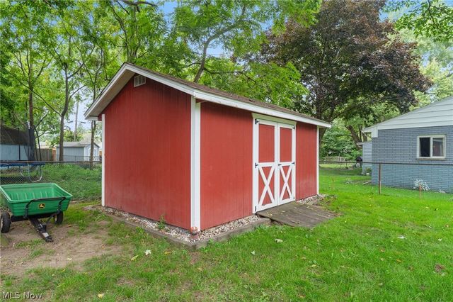 7185 Lake Shore Boulevard, Mentor, OH 44060