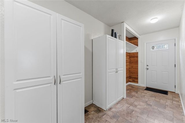 7185 Lake Shore Boulevard, Mentor, OH 44060