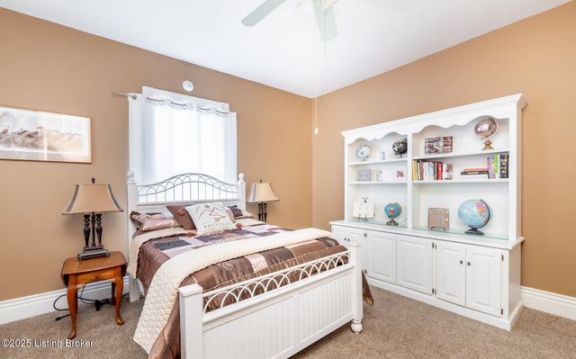 10101 Snively Ave, Jeffersontown, KY 40299