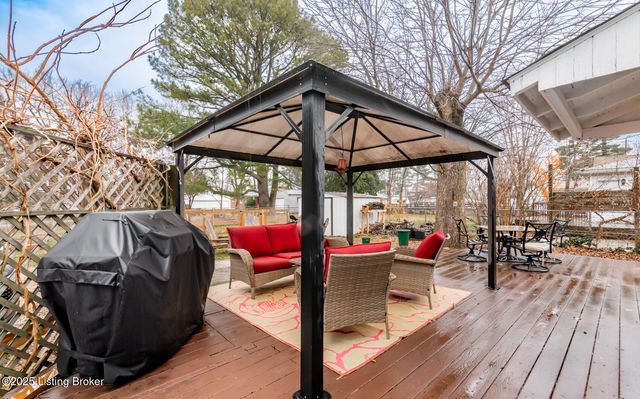 10101 Snively Ave, Jeffersontown, KY 40299