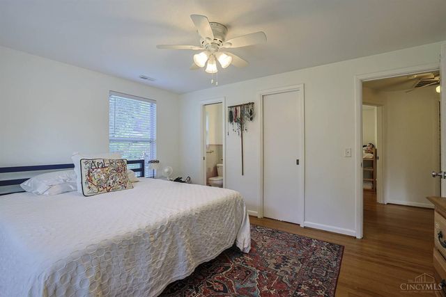 1530 Maple Avenue, Wyoming, OH 45215