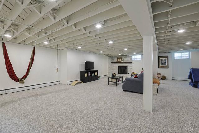 1530 Maple Avenue, Wyoming, OH 45215