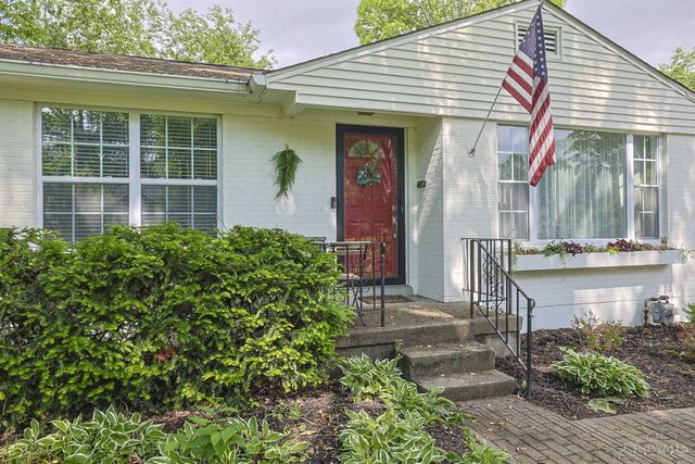 1530 Maple Avenue, Wyoming, OH 45215