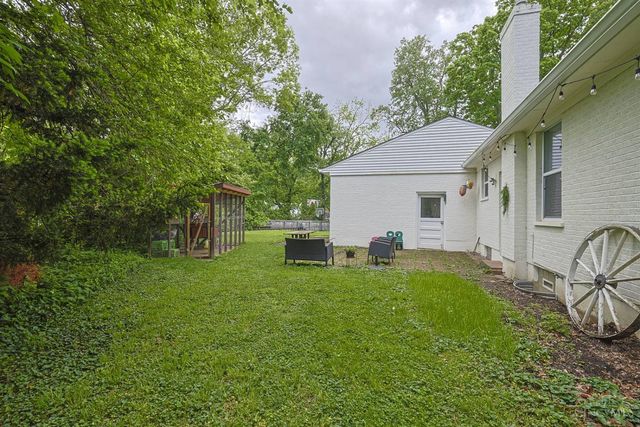 1530 Maple Avenue, Wyoming, OH 45215