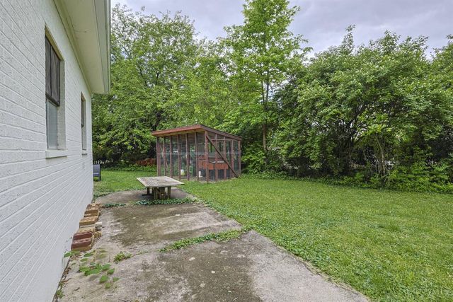 1530 Maple Avenue, Wyoming, OH 45215