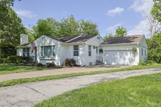 1530 Maple Avenue, Wyoming, OH 45215