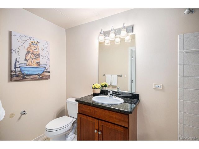 4875 S Monaco St 105, Denver, CO 80237