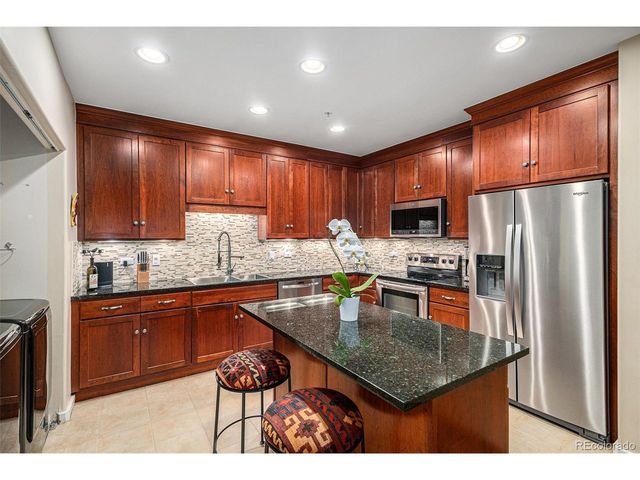 4875 S Monaco St 105, Denver, CO 80237