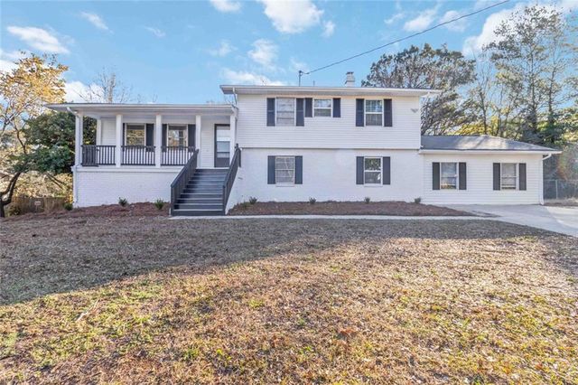1535 Lake Jodeco Road, Jonesboro, GA 30236
