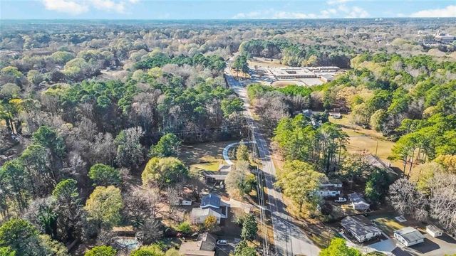 1535 Lake Jodeco Road, Jonesboro, GA 30236