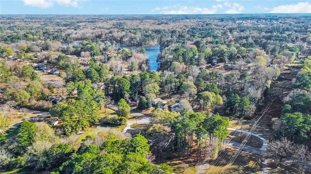 1535 Lake Jodeco Road, Jonesboro, GA 30236