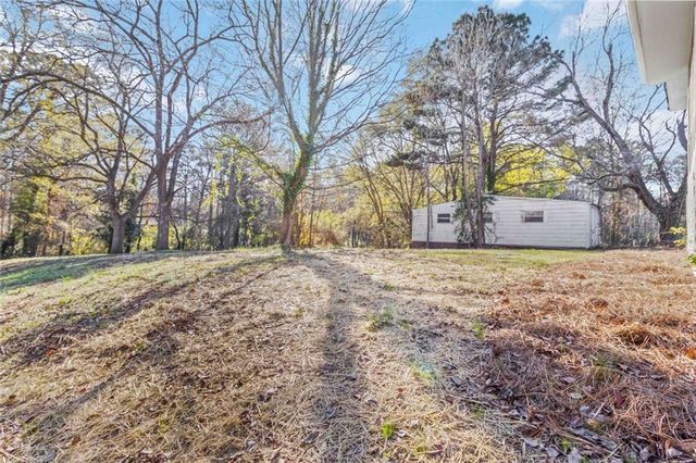 1535 Lake Jodeco Road, Jonesboro, GA 30236