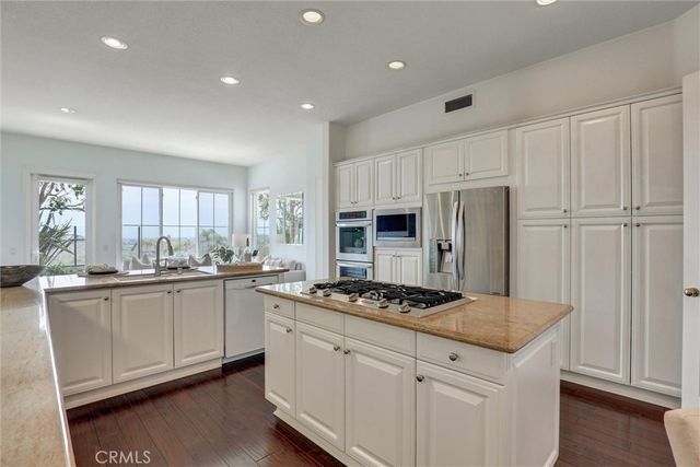 1402 Sea Ridge Drive, Newport Beach, CA 92660