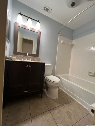 9553 Coolbrook, San Antonio, TX 78250