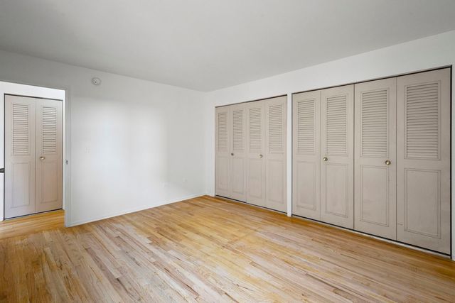 8245 W BELMONT Avenue 4G, River Grove, IL 60171