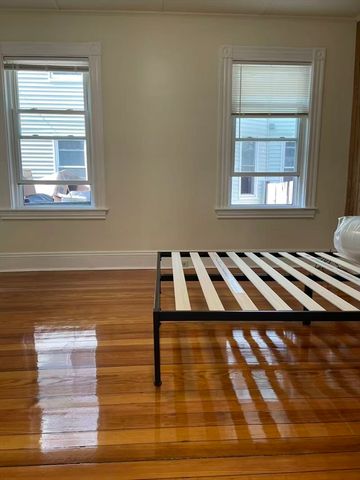 111 Wellington St 1, Waltham, MA 02453