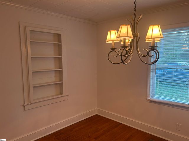 204 Elm Street, Clinton, SC 29325