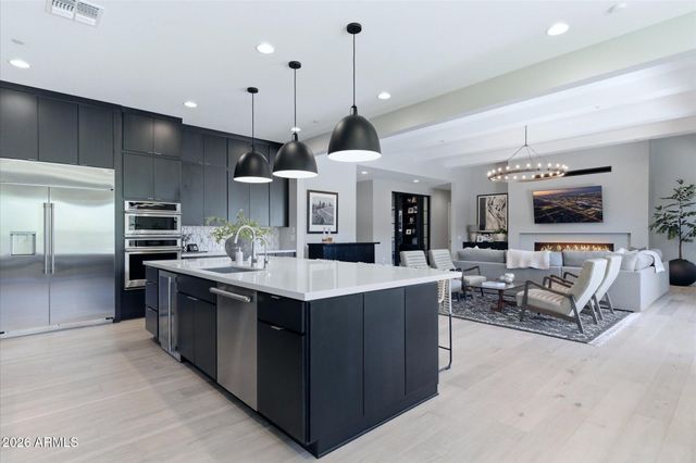 13081 E JUAN TABO Road, Scottsdale, AZ 85255