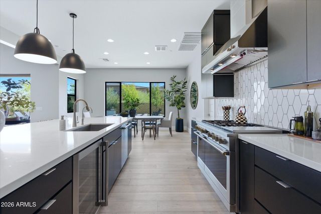 13081 E JUAN TABO Road, Scottsdale, AZ 85255