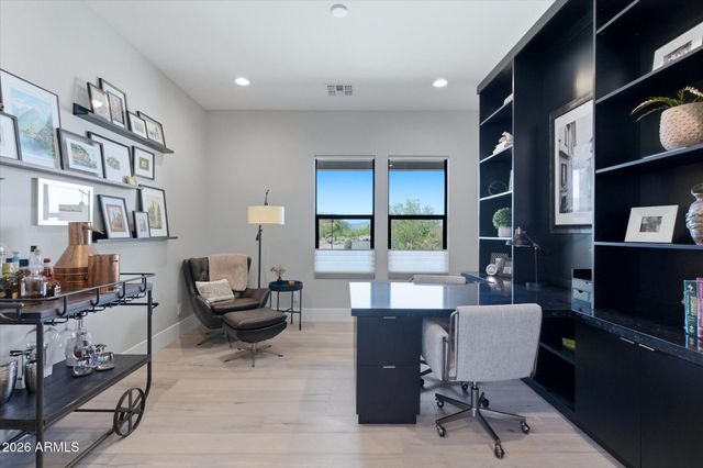13081 E JUAN TABO Road, Scottsdale, AZ 85255