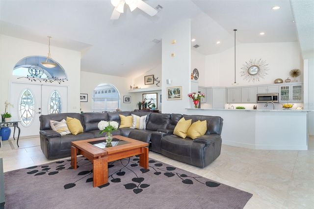 100 N GREEN DOLPHIN DRIVE, Cape Haze, FL 33946