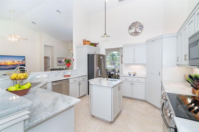 100 N GREEN DOLPHIN DRIVE, Cape Haze, FL 33946