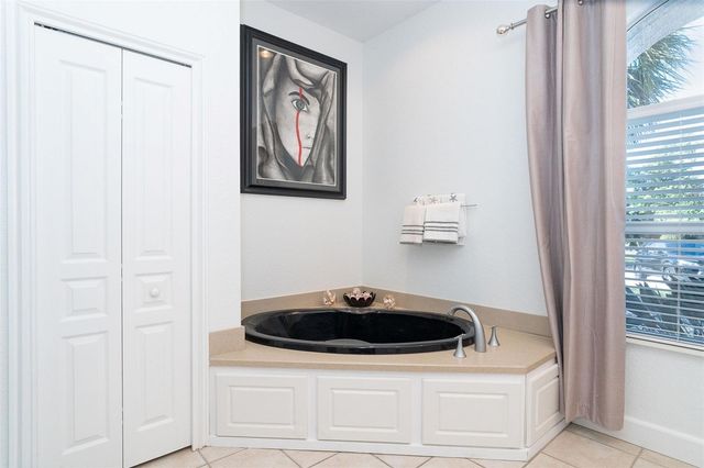 100 N GREEN DOLPHIN DRIVE, Cape Haze, FL 33946