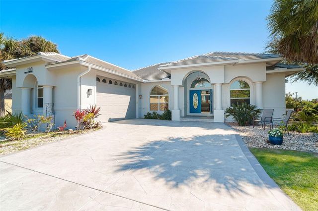 100 N GREEN DOLPHIN DRIVE, Cape Haze, FL 33946