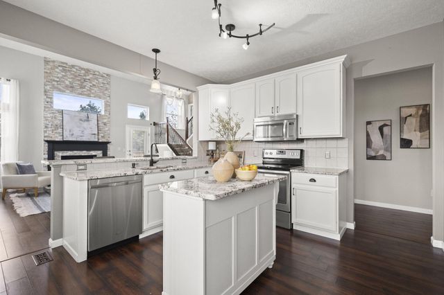 498 Yale Circle, Pickerington, OH 43147