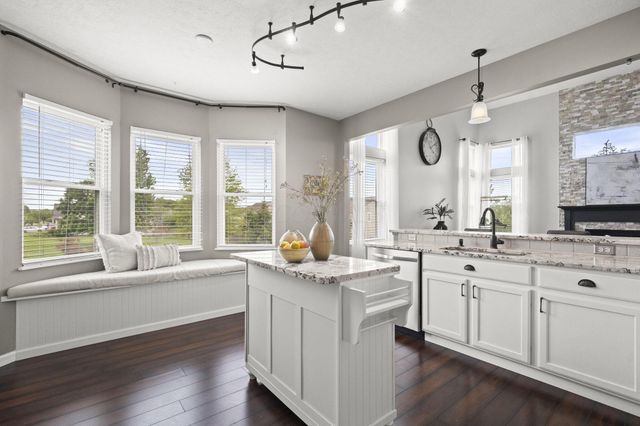 498 Yale Circle, Pickerington, OH 43147