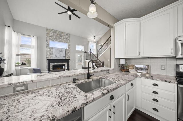 498 Yale Circle, Pickerington, OH 43147