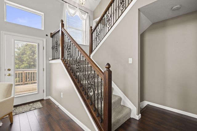 498 Yale Circle, Pickerington, OH 43147