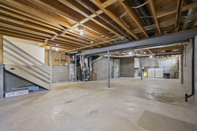 498 Yale Circle, Pickerington, OH 43147