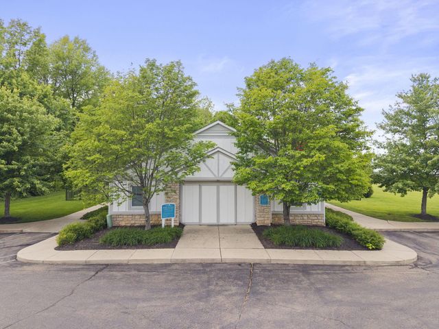 498 Yale Circle, Pickerington, OH 43147