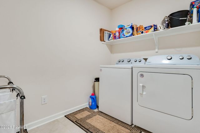 102 Northern Oak Drive, Lafayette, LA 70507
