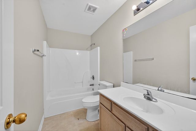 7232 Ole Nottingham Dr, Antioch, TN 37013