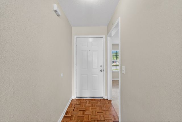 7232 Ole Nottingham Dr, Antioch, TN 37013