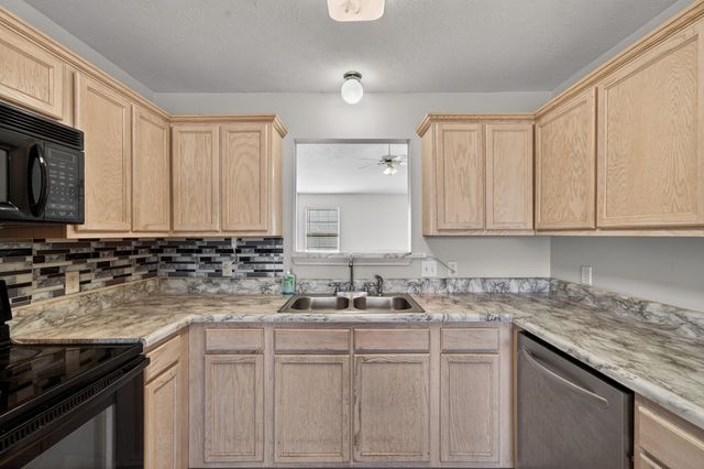 7232 Ole Nottingham Dr, Antioch, TN 37013