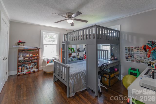 1101 Oakwood Avenue, Kannapolis, NC 28081
