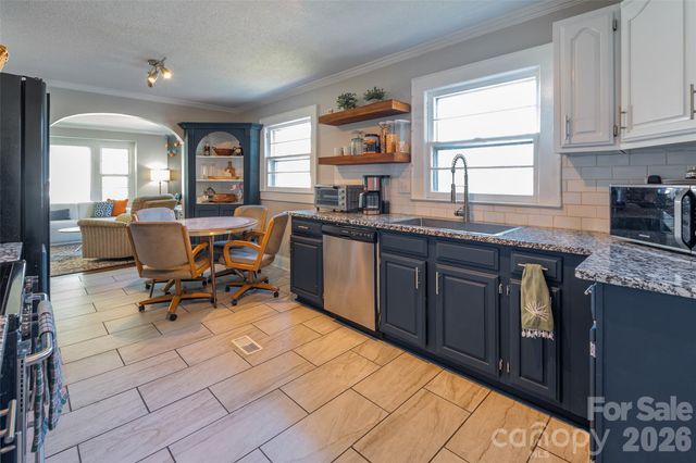 1101 Oakwood Avenue, Kannapolis, NC 28081