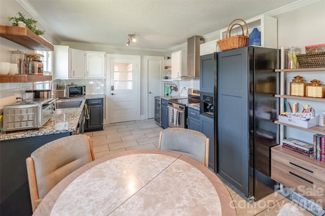 1101 Oakwood Avenue, Kannapolis, NC 28081