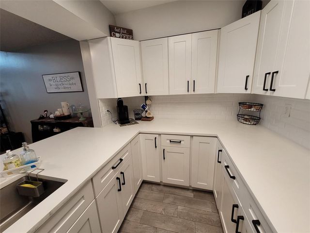 1146 N University Drive, Plantation, FL 33322