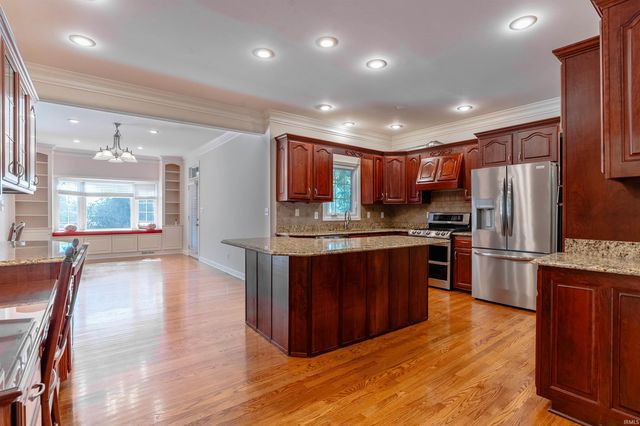 3466 Pine Ridge Drive, Newburgh, IN 47630
