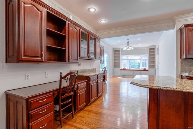 3466 Pine Ridge Drive, Newburgh, IN 47630