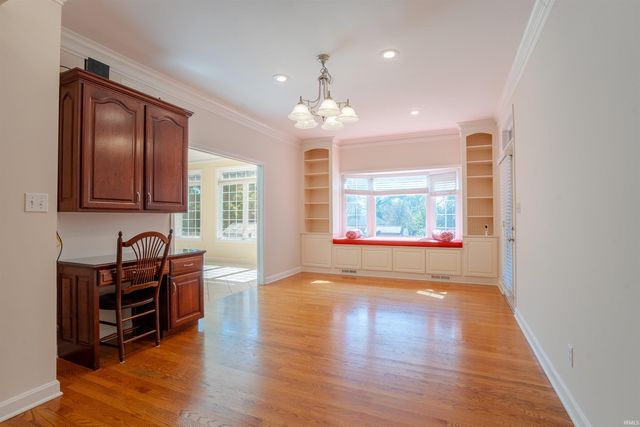 3466 Pine Ridge Drive, Newburgh, IN 47630